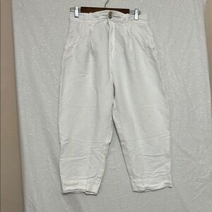 Madewell White Pleated High-Waisted Balloon Leg Pants. Size 8
